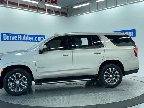Used 2021 Chevrolet Tahoe LT w/ LT Signature Package AWD/4WD image 7