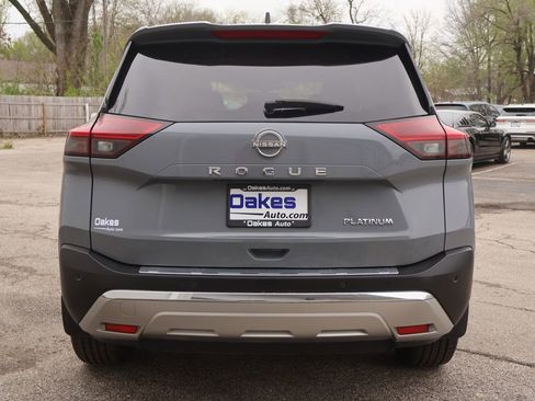 Used 2023 Nissan Rogue Platinum w/ Platinum Premium Package image 6