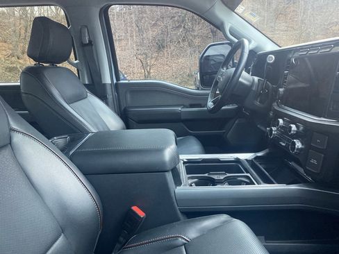 Used 2024 Ford F250 Lariat w/ Lariat Ultimate Package image 4