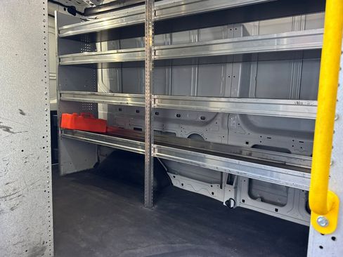 Used 2020 Ford Transit 250 Medium Roof RWD image 11
