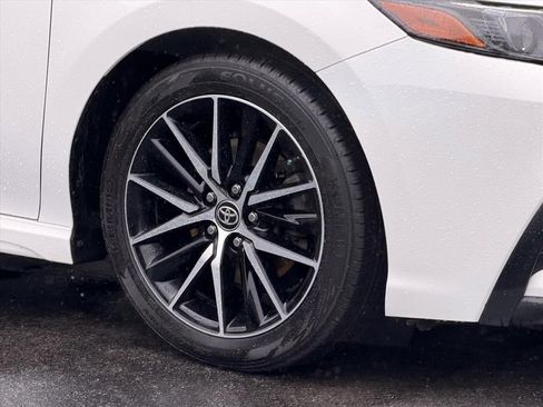 Used 2023 Toyota Camry SE w/ Audio Upgrade Package FWD image 25