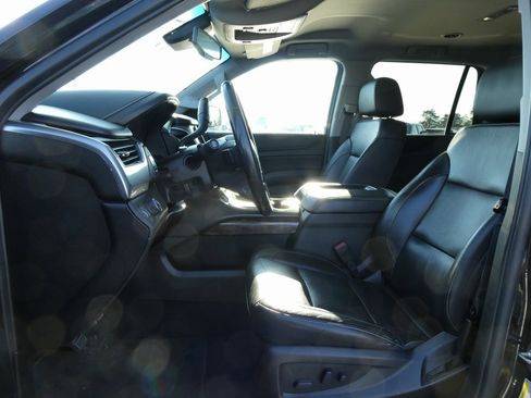 Used 2020 Chevrolet Tahoe LT image 22