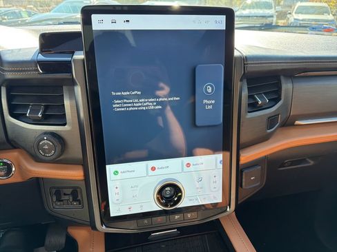 Used 2023 Ford Expedition Platinum AWD/4WD image 67