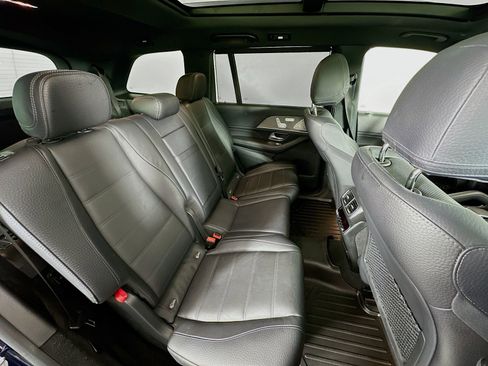 Used 2022 Mercedes-Benz GLS 450 4MATIC image 30