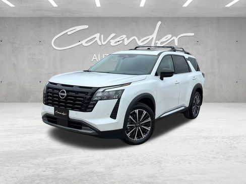 New 2026 Nissan Pathfinder Platinum w/ Cargo Package FWD image 1