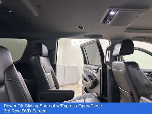 Used 2019 Chevrolet Suburban Premier image 25