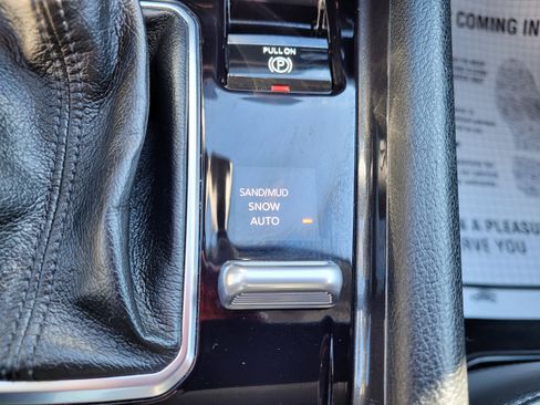 Used 2022 Jeep Compass Latitude AWD/4WD image 25