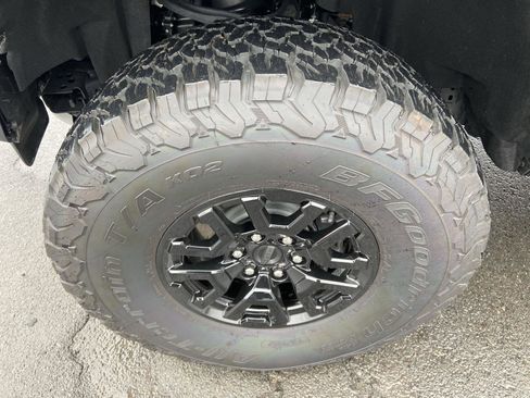 Used 2024 Ford Bronco Raptor w/ Interior Carbon Fiber Pack 6 image 13