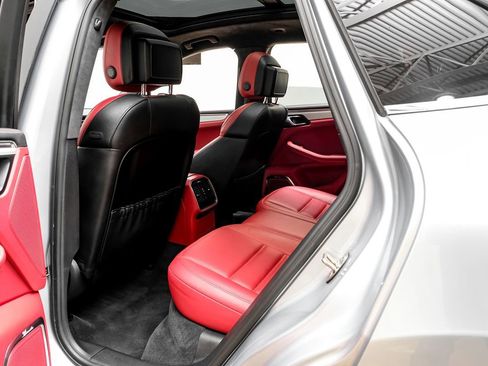 Used 2016 Porsche Macan Turbo image 34