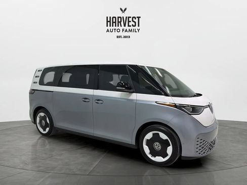 Used 2025 Volkswagen ID. Buzz 1st Edition image 9