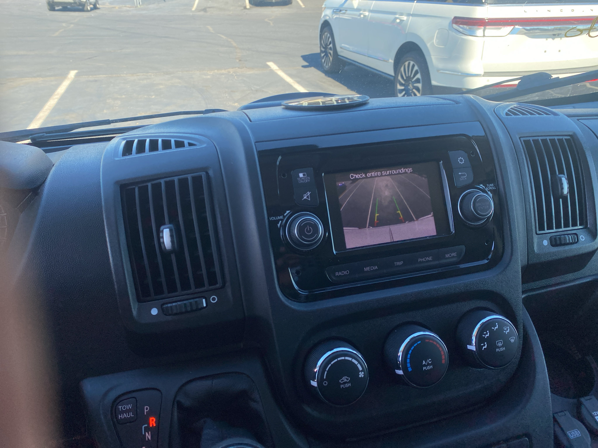 Used 2020 RAM ProMaster 2500 FWD image 6