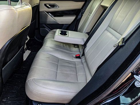 Used 2018 Land Rover Range Rover Velar R-Dynamic SE image 13