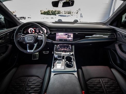 Used 2025 Audi RS Q8 performance image 36