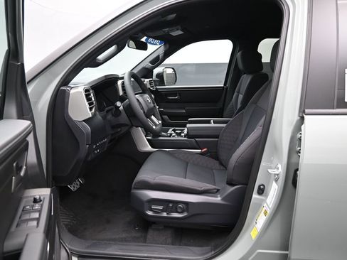 New 2026 Toyota Tundra SR5 AWD/4WD image 10