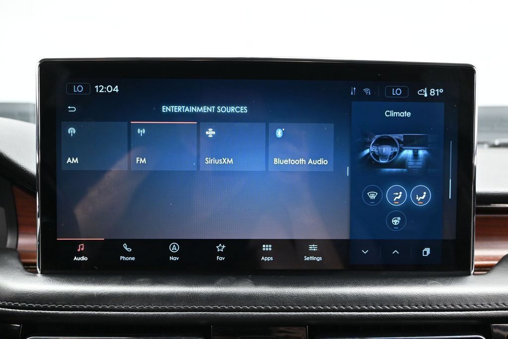 Used 2023 Lincoln Nautilus Reserve w/ Equipment Group 201A AWD/4WD image 30