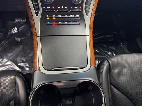 Used 2019 Lincoln Nautilus Reserve image 14