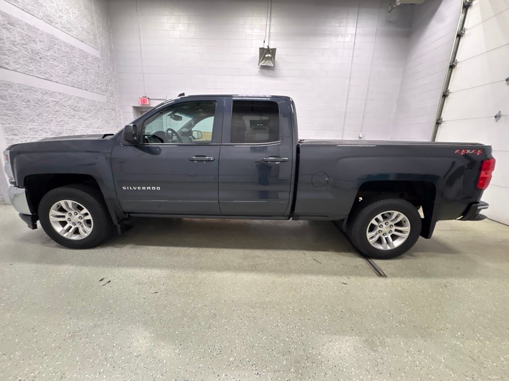 Used 2019 Chevrolet Silverado 1500 LT w/ All Star Edition AWD/4WD image 8