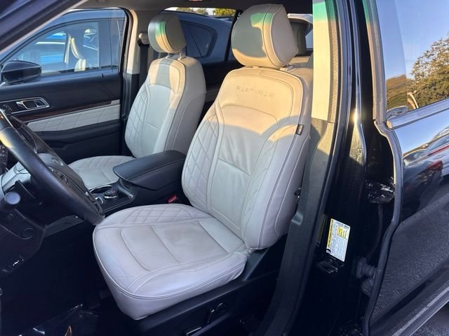 Used 2016 Ford Explorer Platinum AWD/4WD image 14