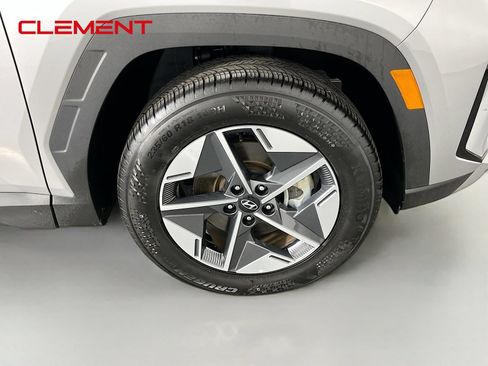 Used 2025 Hyundai Tucson SEL AWD/4WD image 37
