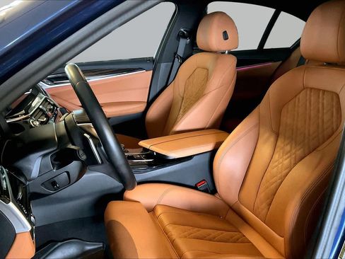 Used 2023 BMW 530i w/ Convenience Package RWD image 7