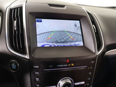 Used 2019 Ford Edge Titanium w/ Equipment Group 301A image 6