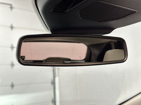 Used 2020 Ford Escape Titanium AWD/4WD image 37
