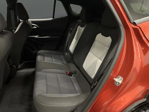 Used 2024 Chevrolet Trax RS w/ Driver Confidence Package image 25