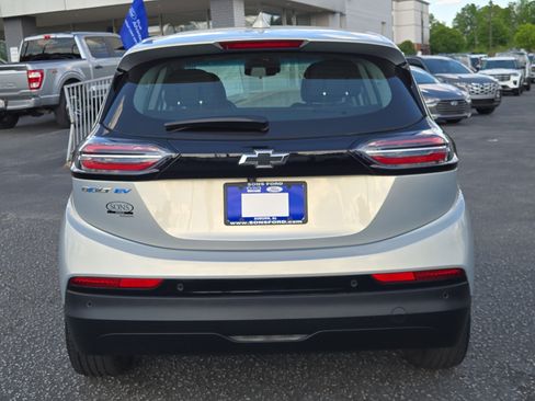 Used 2023 Chevrolet Bolt LT w/ Driver Confidence Package image 8
