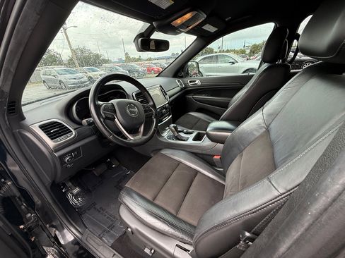 Used 2020 Jeep Grand Cherokee Altitude image 14