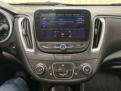 Certified 2024 Chevrolet Malibu RS w/ LPO, Floor Liner Package image 28