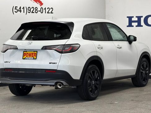 New 2026 Honda HR-V Sport image 3