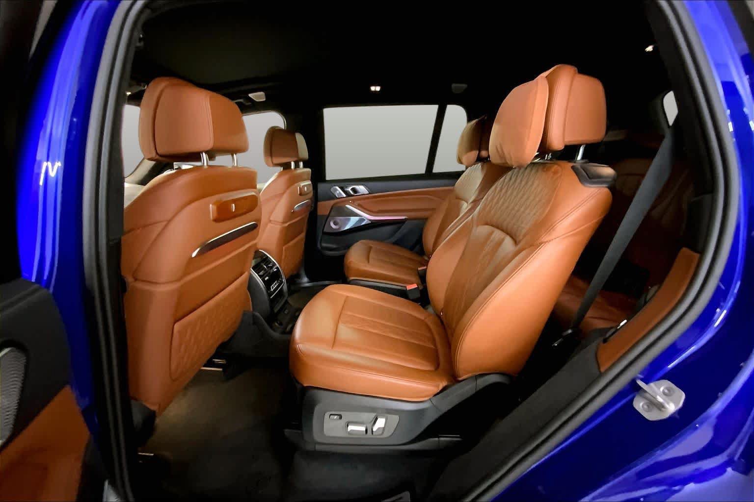 Used 2025 BMW X7 M60i AWD/4WD image 20