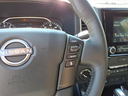 Used 2023 Nissan Frontier SV w/ SV Convenience Package AWD/4WD image 22