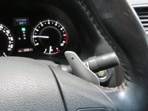 Used 2010 Lexus IS 250C RWD image 24
