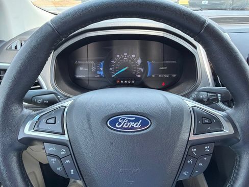Used 2022 Ford Edge Titanium w/ Equipment Group 301A AWD/4WD image 4