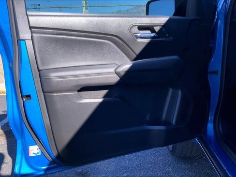 Used 2023 Chevrolet Colorado LT w/ LT Convenience Package image 18