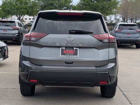 New 2026 Nissan Rogue SV FWD image 5