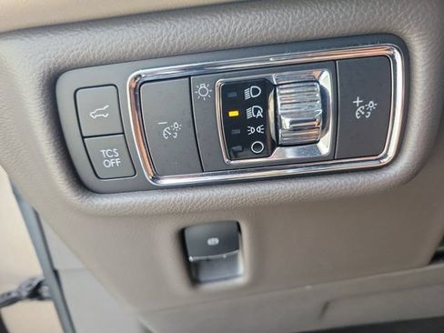 Certified 2021 Lincoln Nautilus FWD w/ Equipment Group 101A image 27