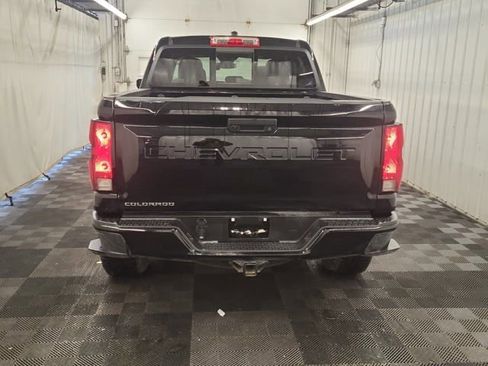 Used 2024 Chevrolet Colorado Trail Boss image 5