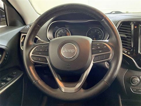 Used 2020 Jeep Cherokee Limited image 34