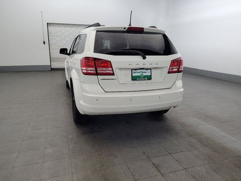 Used 2020 Dodge Journey SE w/ SE Popular Equipment Group FWD image 6
