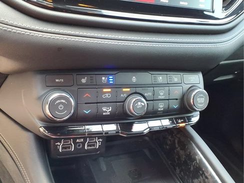 Used 2024 Dodge Durango SRT AWD/4WD image 6