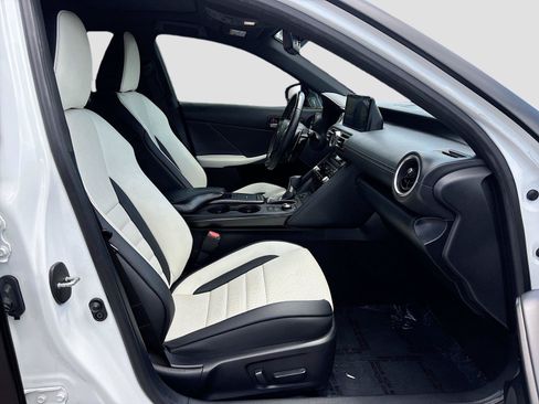 Used 2022 Lexus IS 350 F Sport RWD image 29
