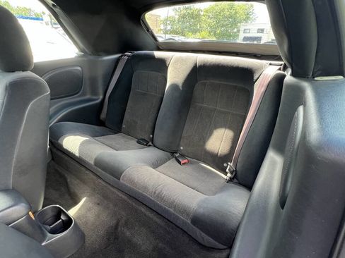 Used 2004 Chrysler Sebring LXi image 17