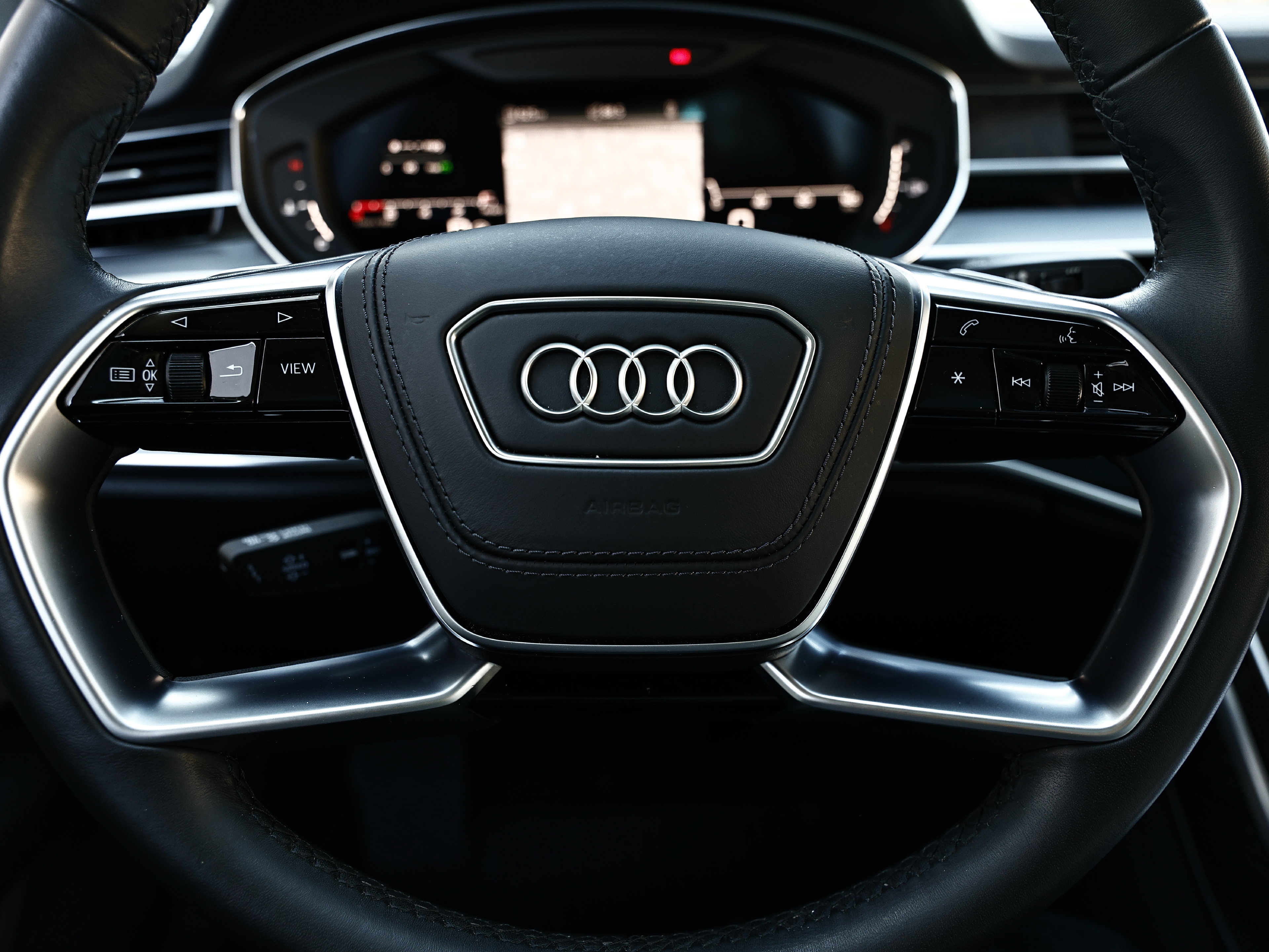 Used 2023 Audi A8 L 3.0T w/ Comfort Plus Package AWD/4WD image 33