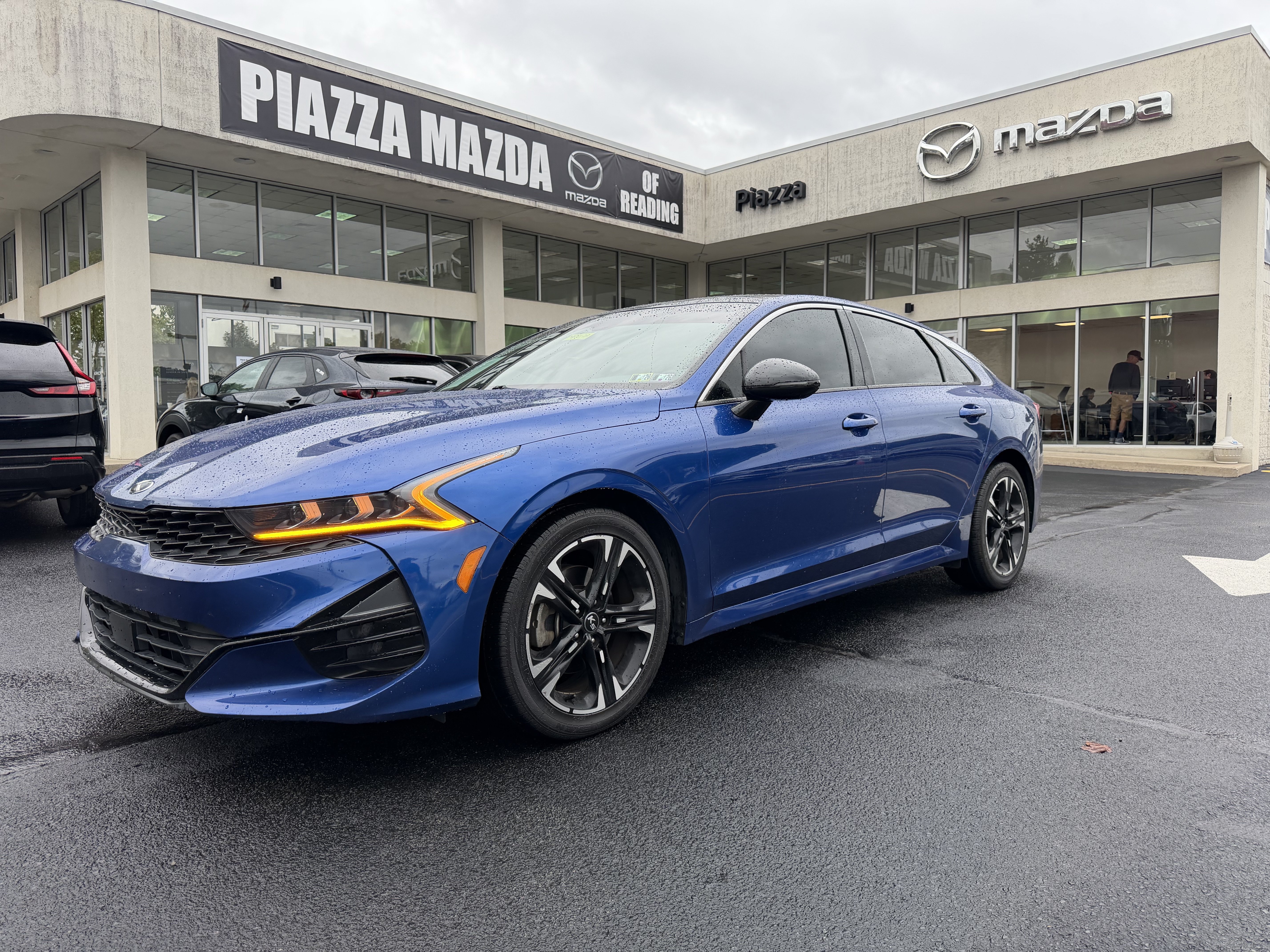 Used 2021 Kia K5 GT-Line w/ GT-Line FWD Premium Package image 3