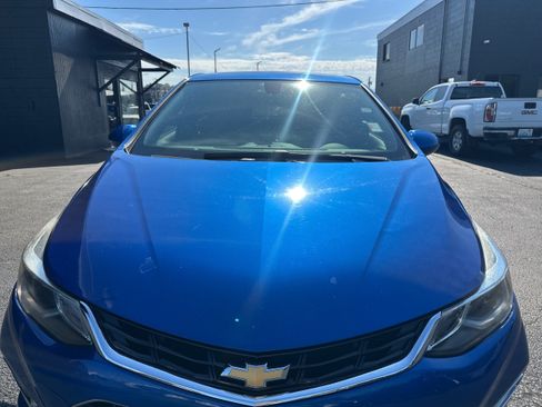 Used 2018 Chevrolet Cruze LT w/ LT True North Edition FWD image 25