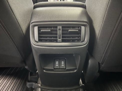 Used 2017 Honda CR-V EX image 16