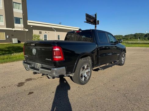Used 2019 RAM 1500 Laramie AWD/4WD image 13