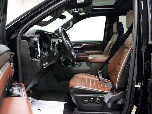 Used 2026 GMC Sierra 1500 Denali Ultimate AWD/4WD image 12